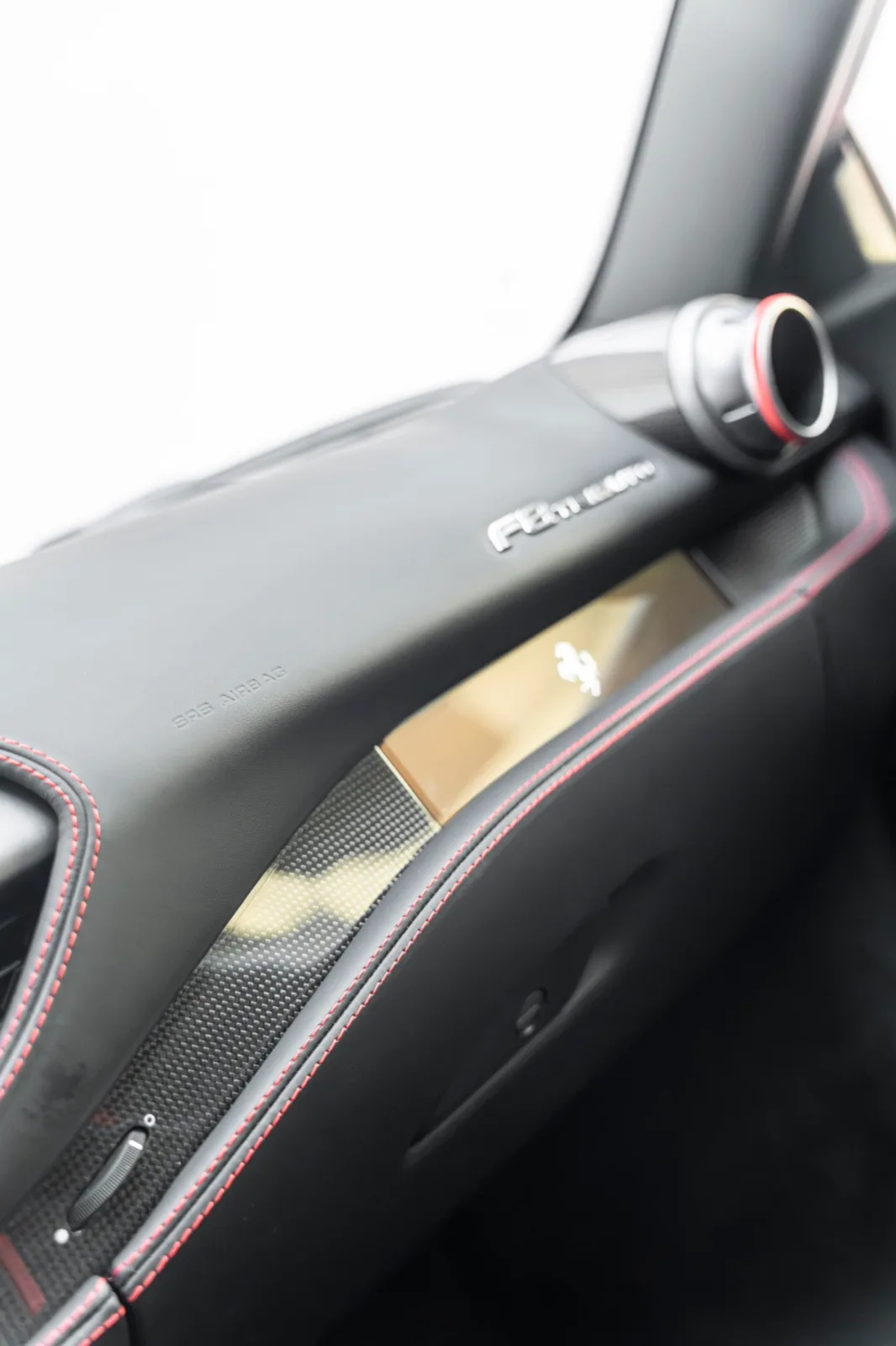 2022 Ferrari F8 Tributo for sale in Dubai — photo 8 of 24