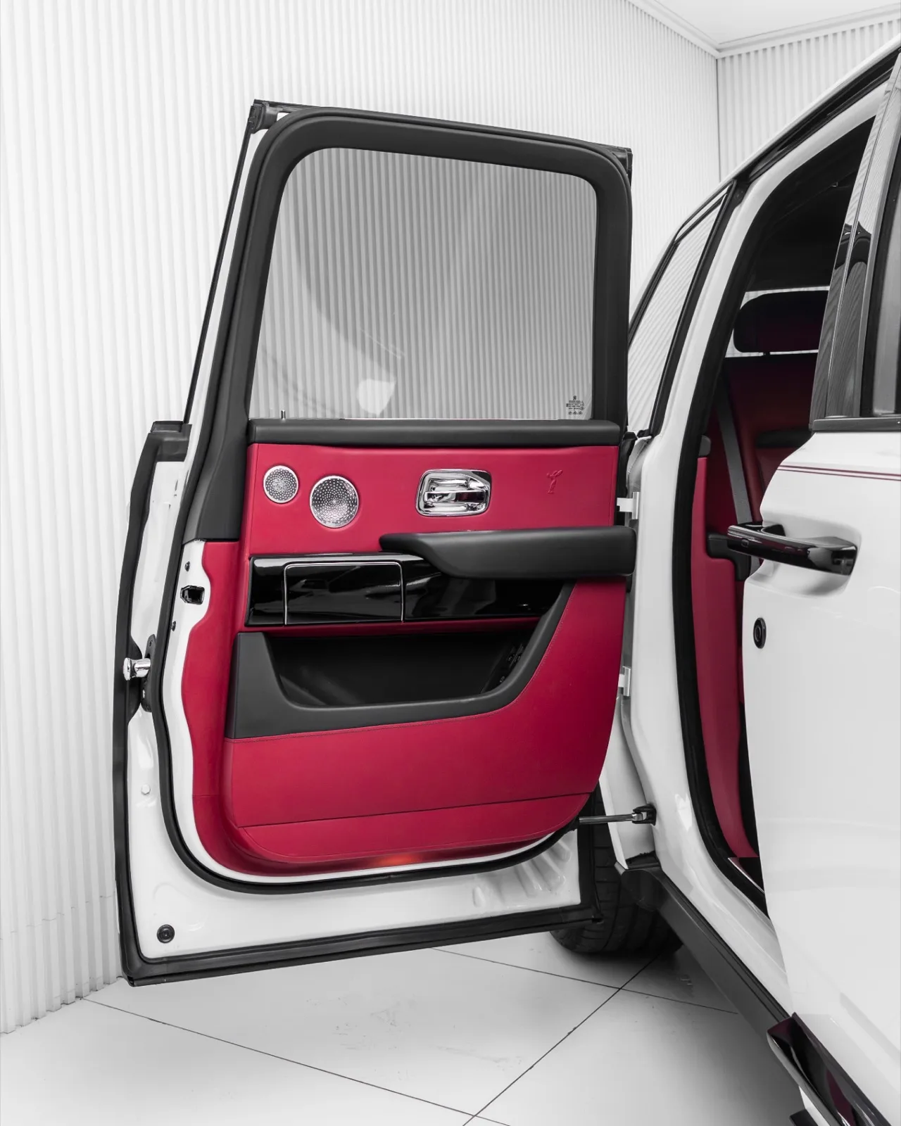 2019 Rolls-Royce Cullinan (2025 Facelift) for sale in Dubai — photo 5 of 20