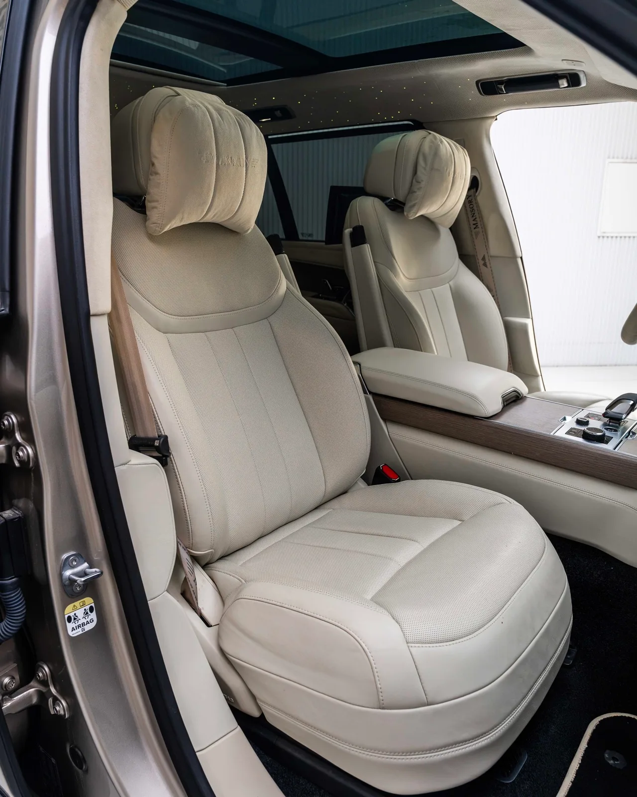 2023 Land Rover Range Rover Mansory First Edition LWB for sale in Dubai — photo 14 of 26