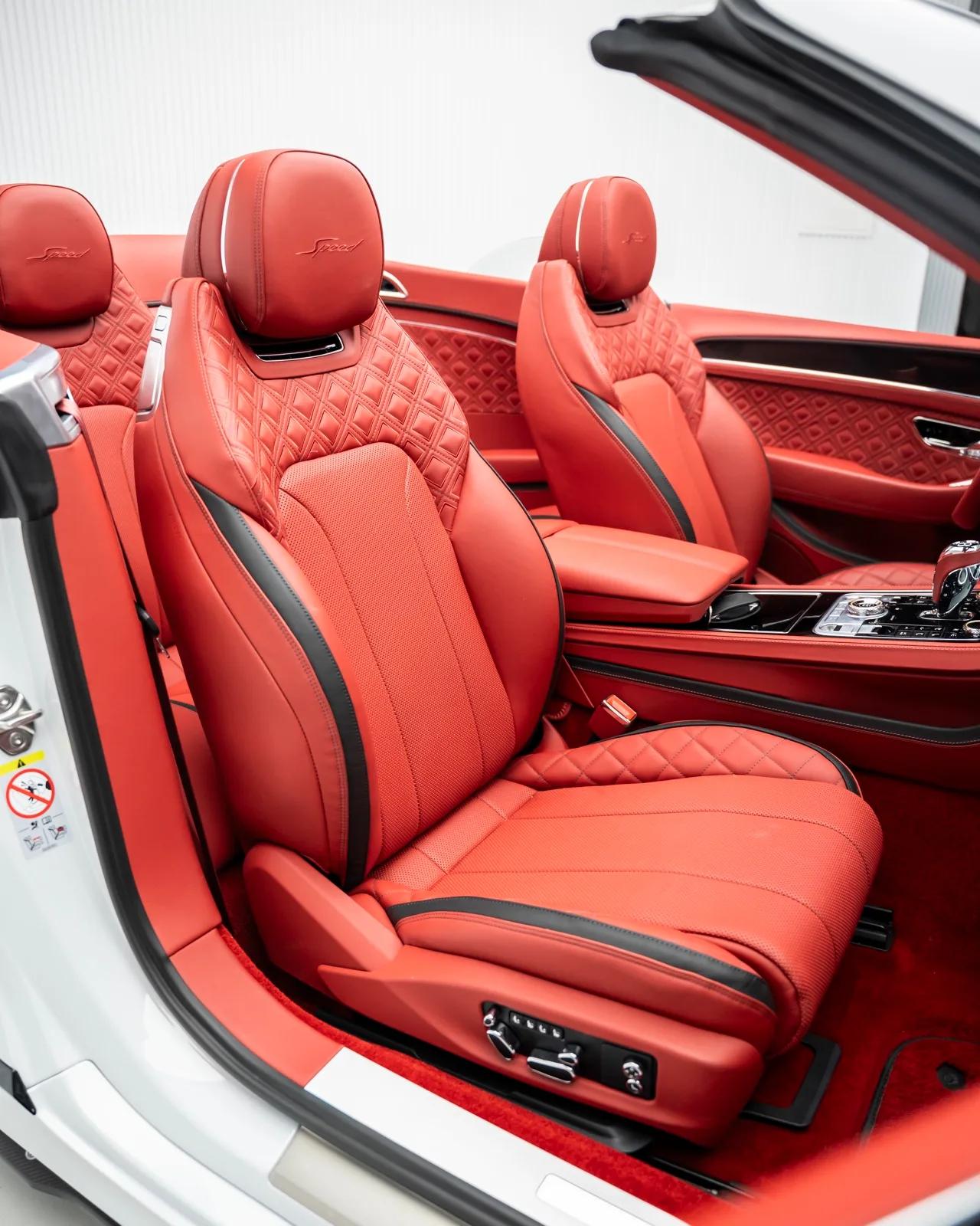 2023 Bentley Continental W12 GTC Speed for sale in Dubai — photo 8 of 18