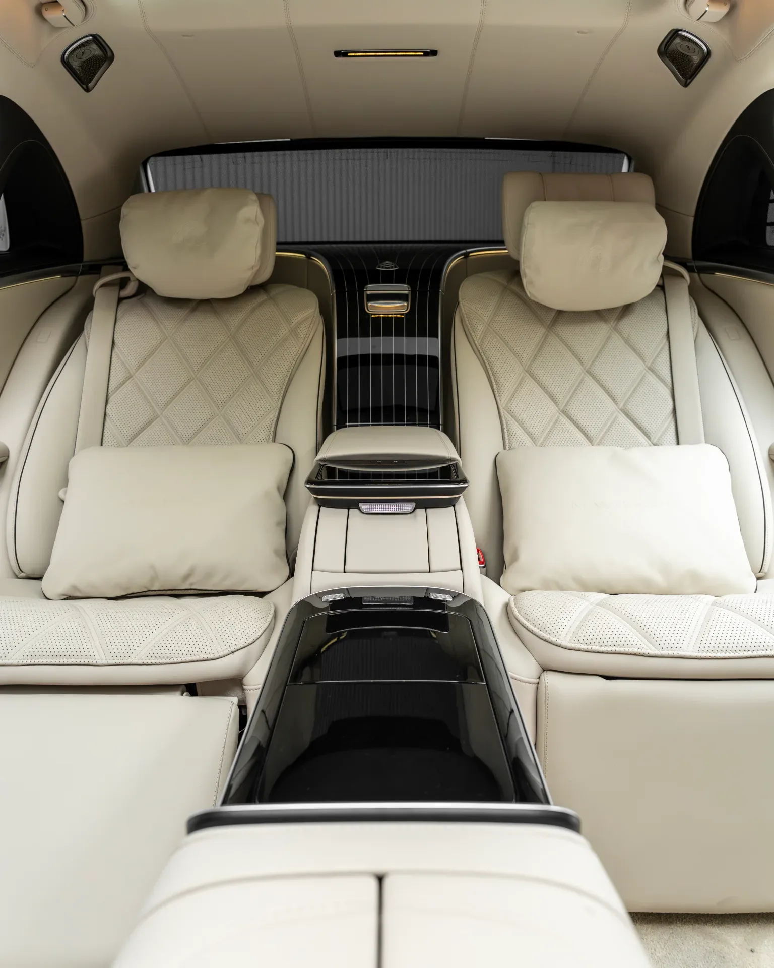 2024 Mercedes-Maybach S680 First Class for sale in Dubai — photo 12 of 23