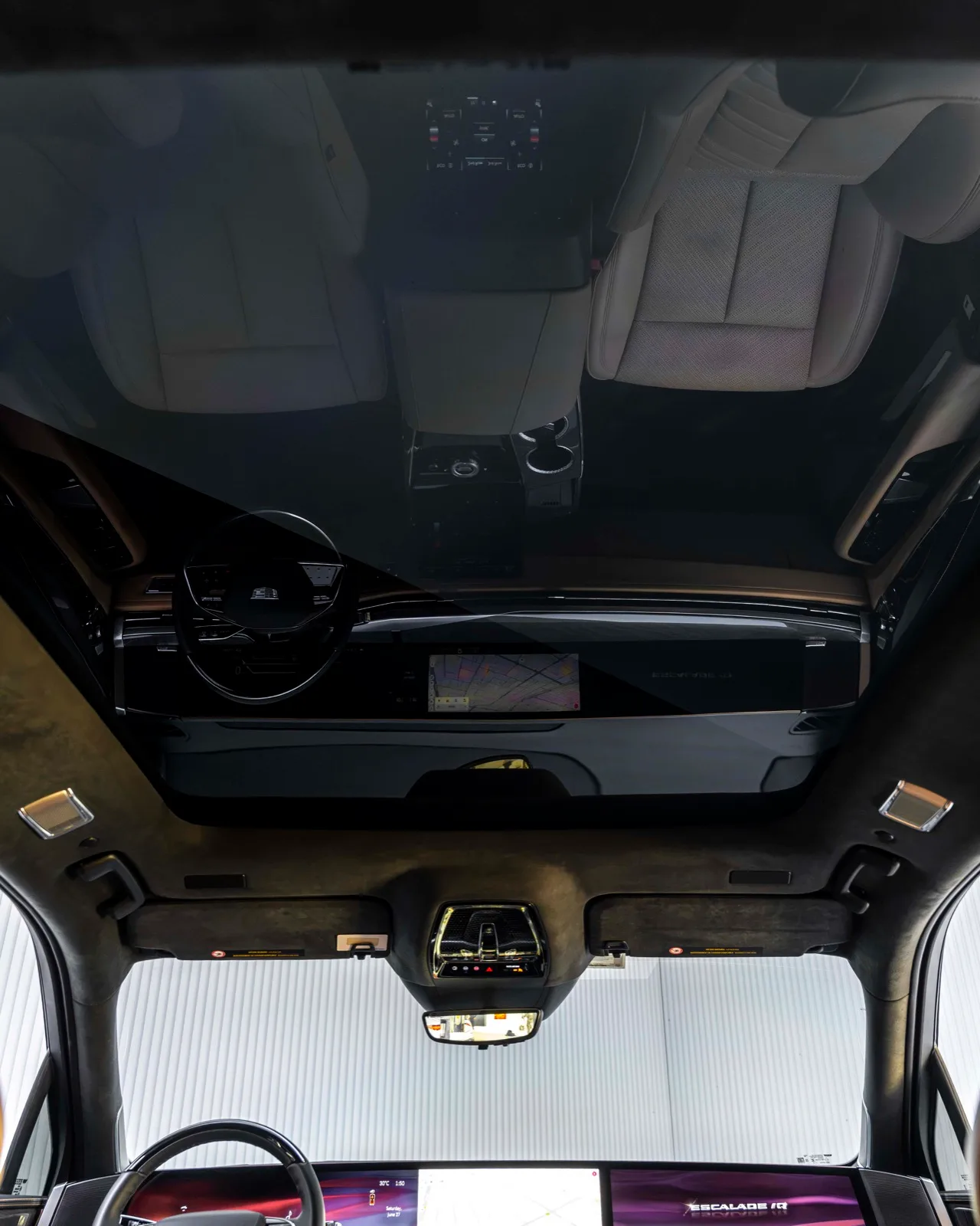 2026 Cadillac Escalade IQ 1000E Premium Luxury AWD for sale in Dubai — photo 14 of 22