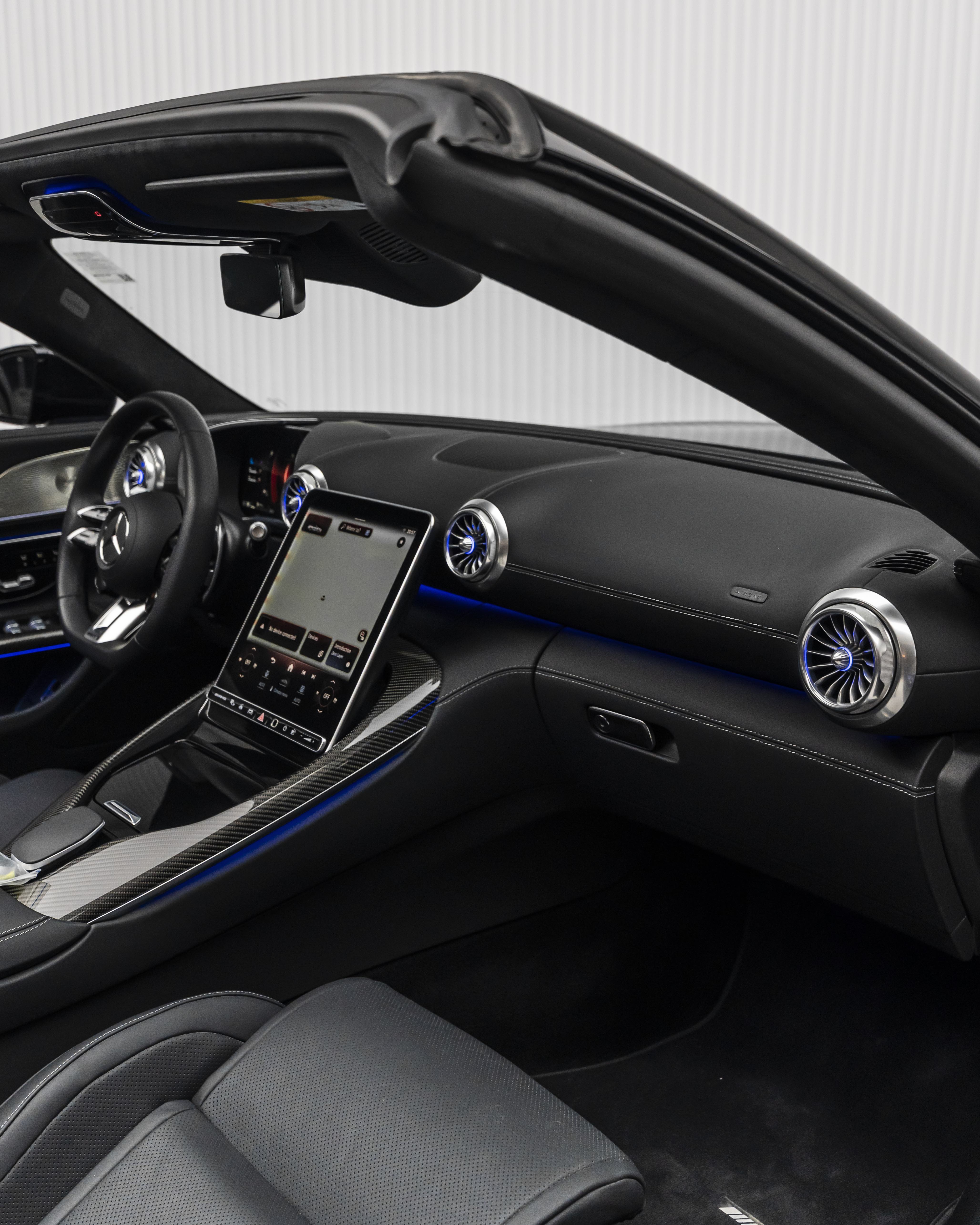2023 Mercedes-Benz SL 63 AMG 4MATIC+ view 11
