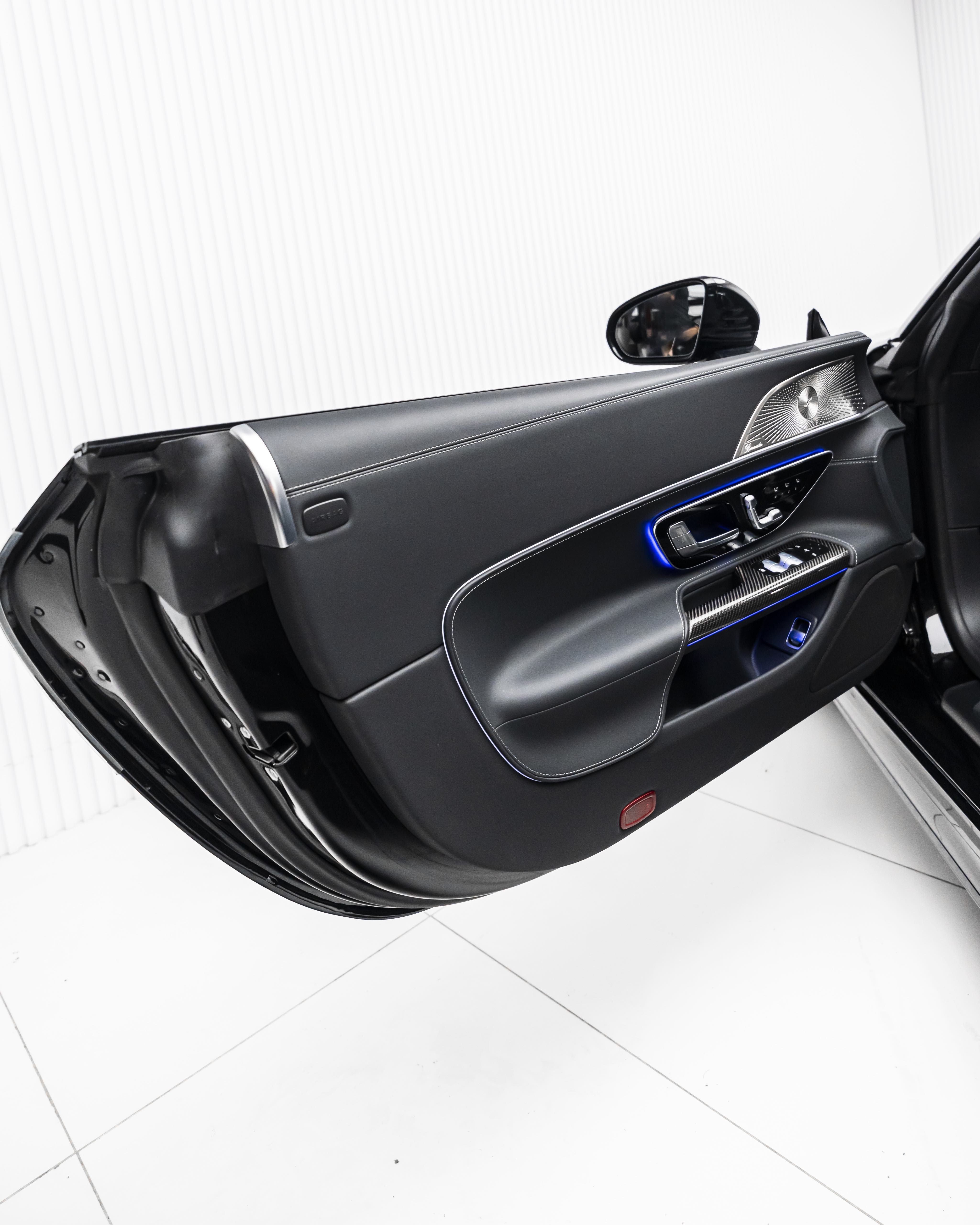 2023 Mercedes-Benz SL 63 AMG 4MATIC+ view 7