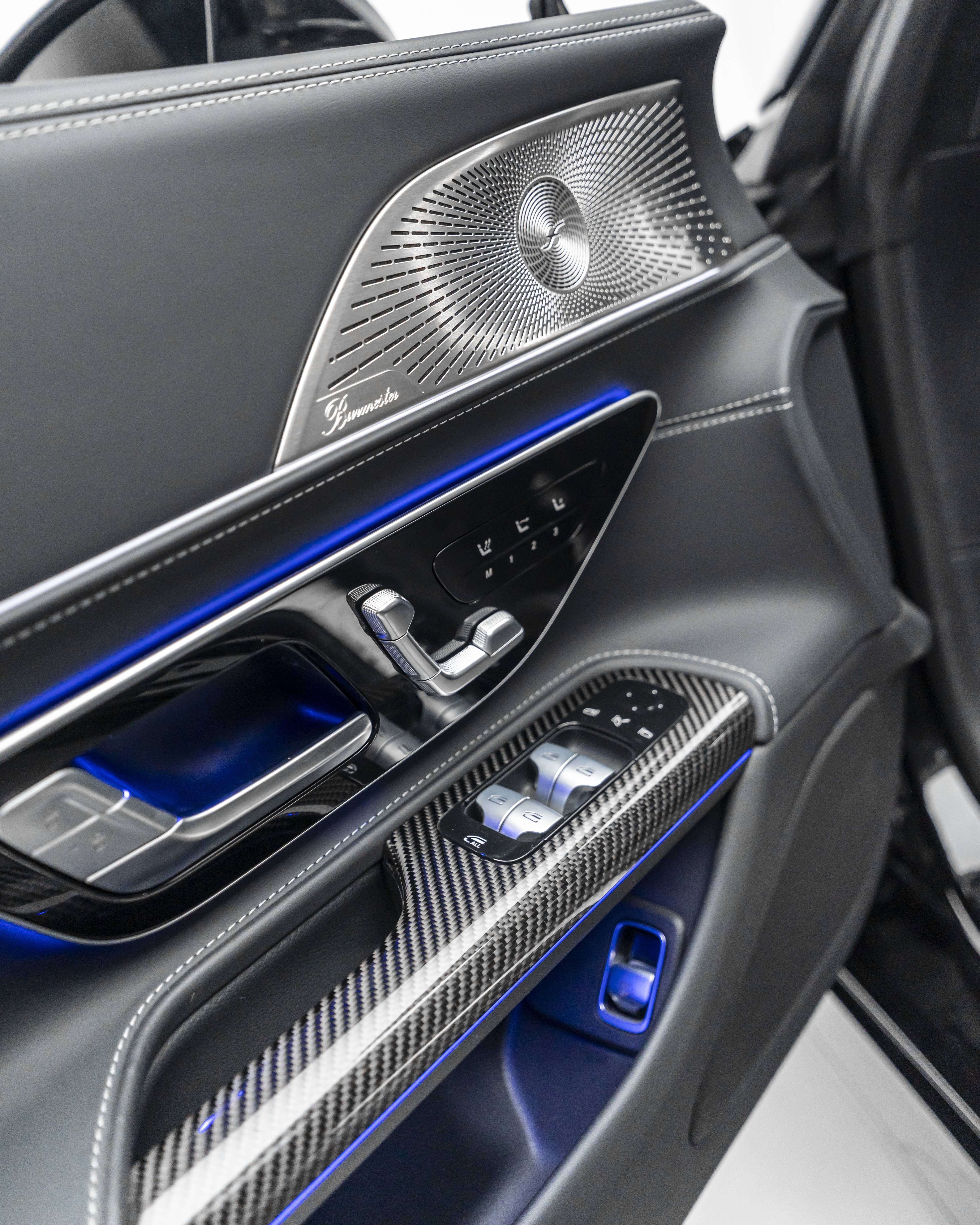 2023 Mercedes-Benz SL 63 AMG 4MATIC+ view 8