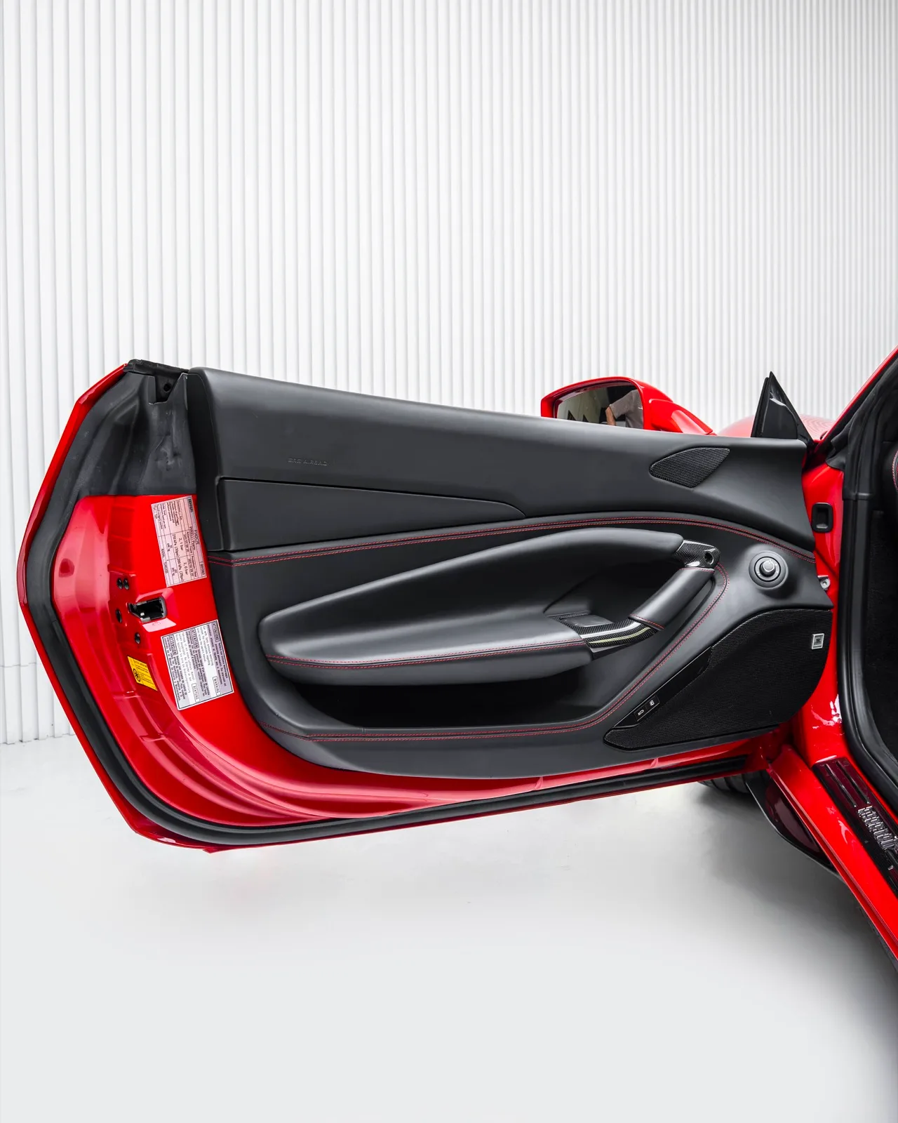 2022 Ferrari F8 Tributo for sale in Dubai — photo 3 of 24