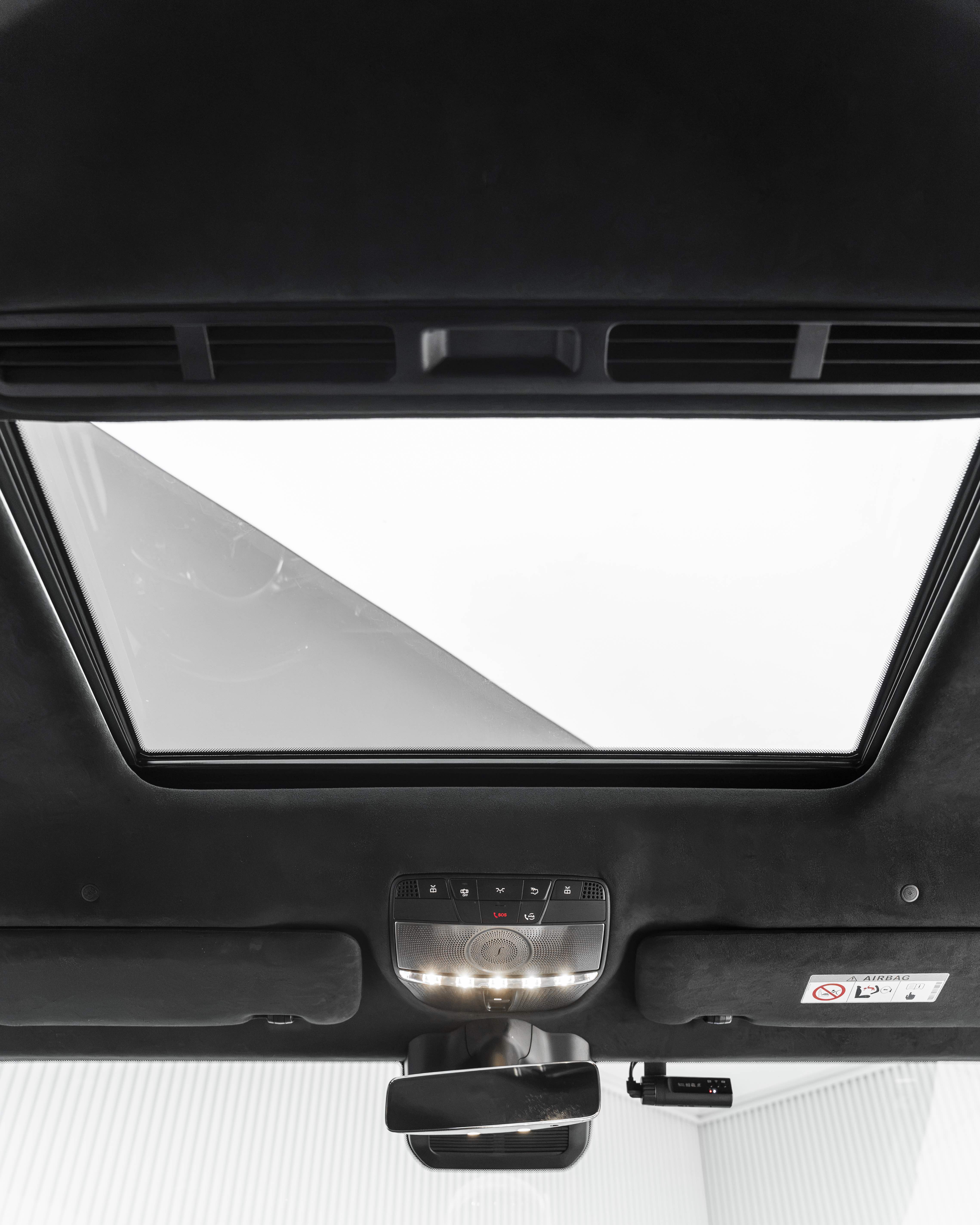 2022 Mercedes-Benz G63 AMG view 10