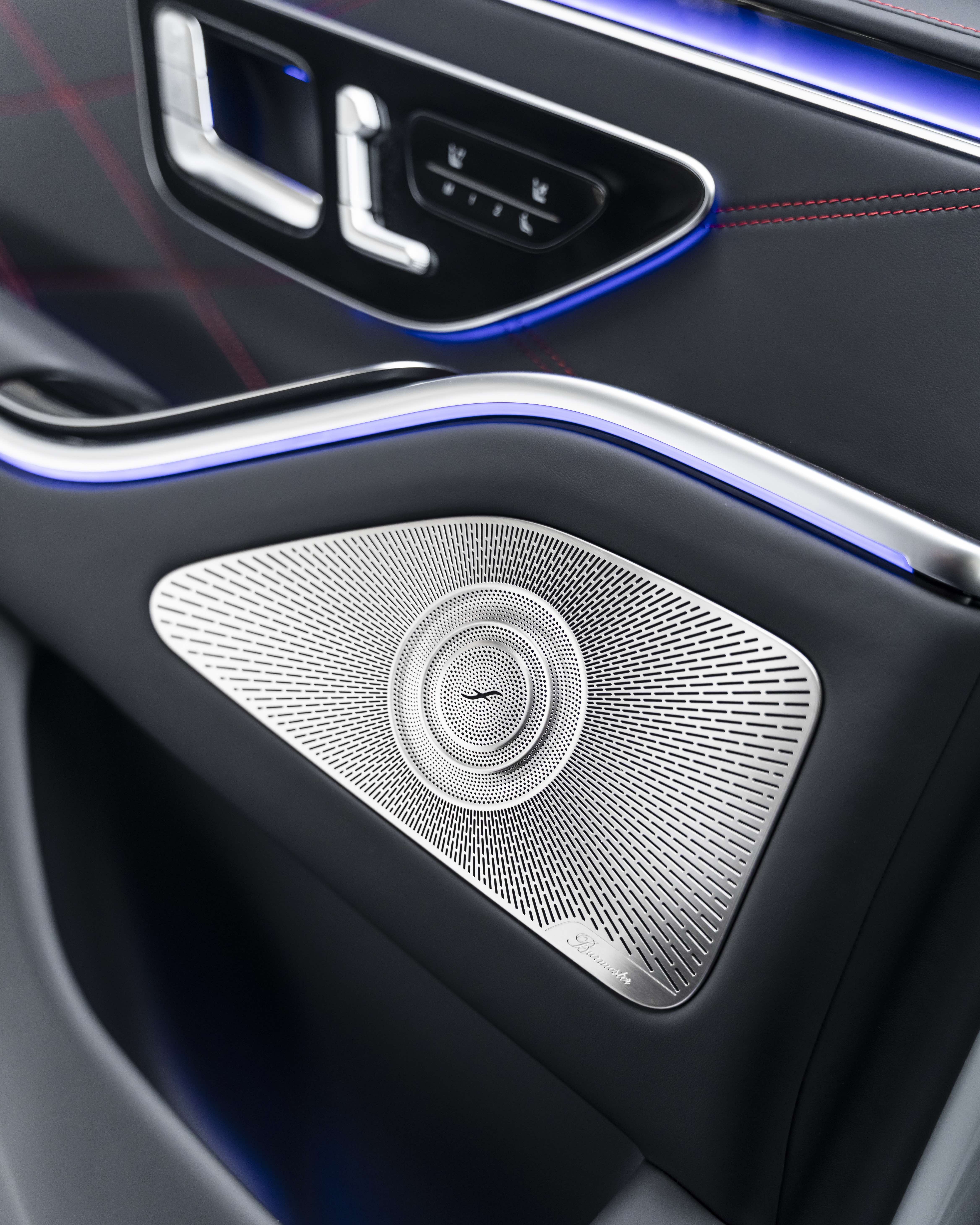 2025 Mercedes-Benz S-Class BRABUS 930 view 16