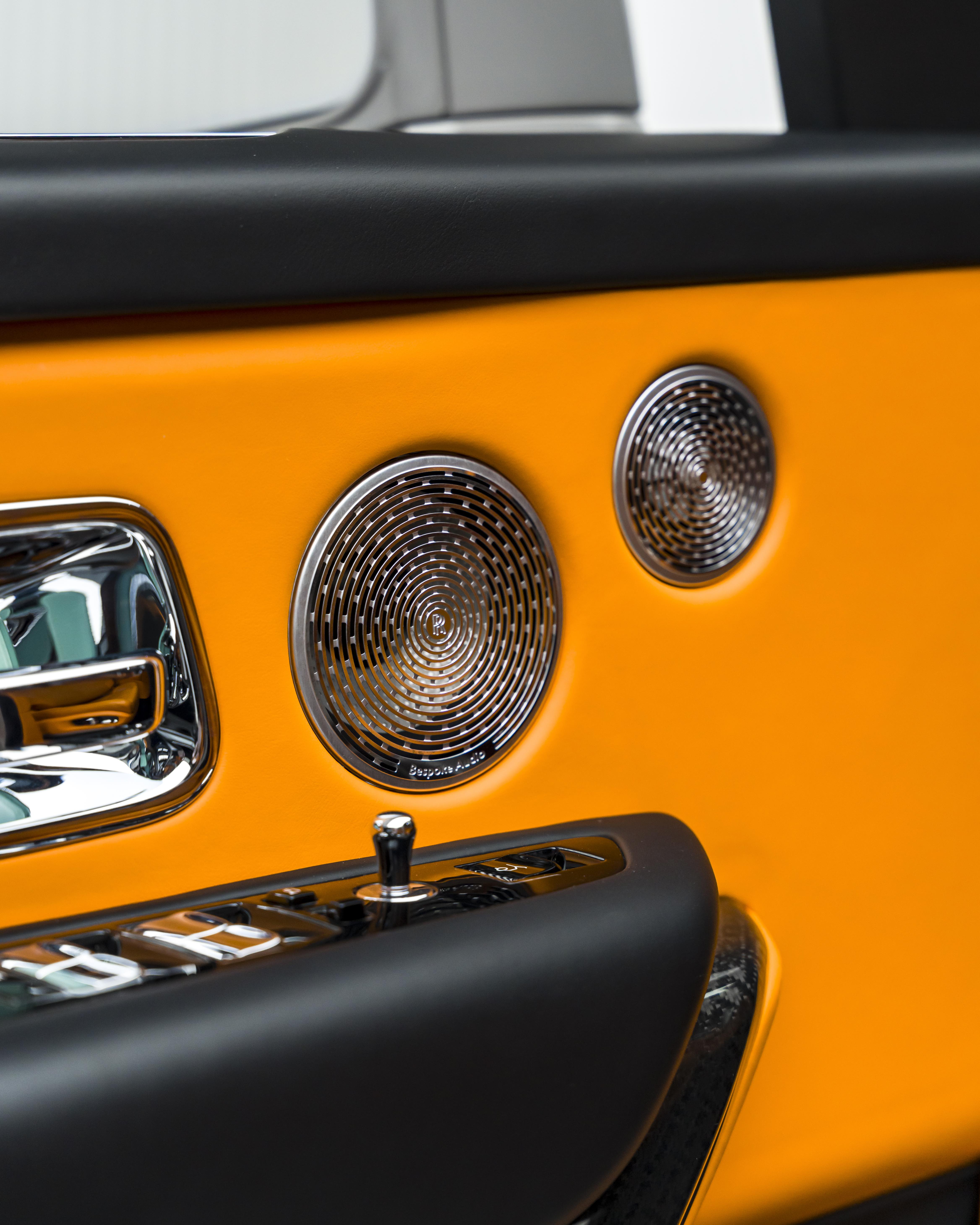 2023 Rolls-Royce Cullinan Black Badge view 5