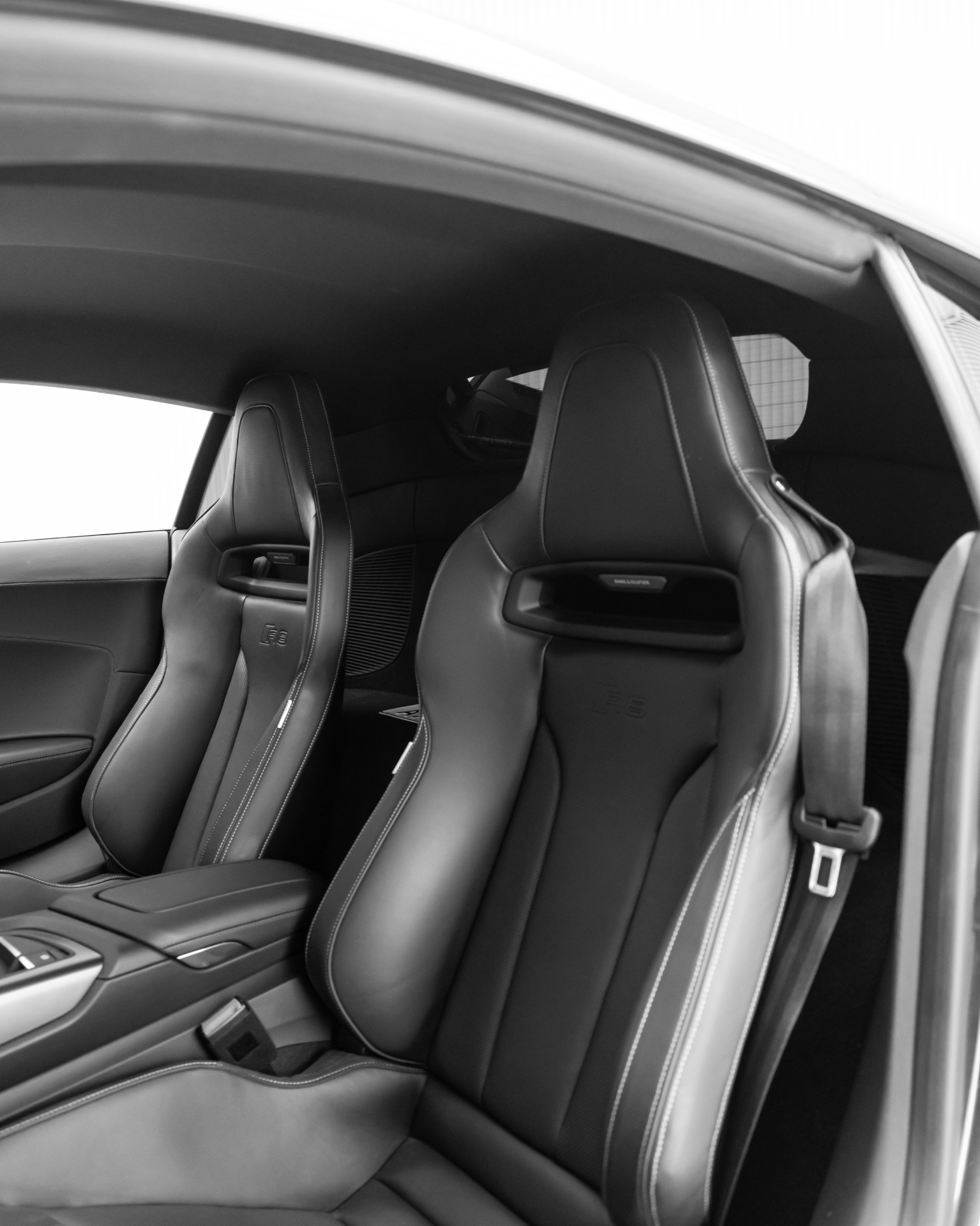 2023 Audi R8 Coupe V10 Performance RWD view 6