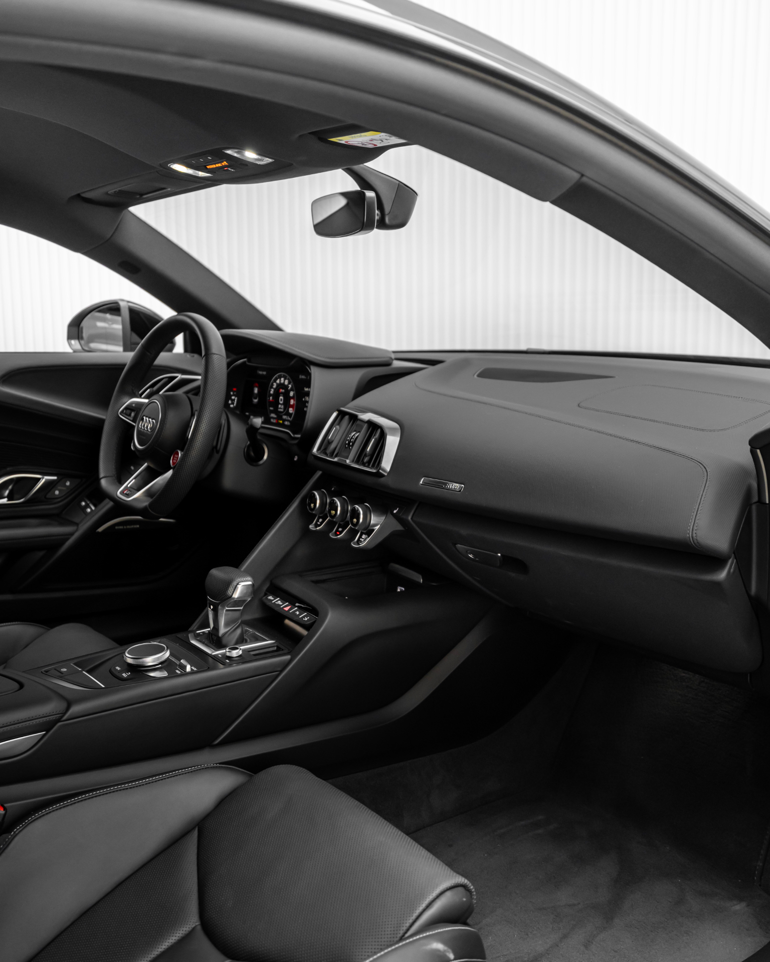 2023 Audi R8 Coupe V10 Performance RWD view 9
