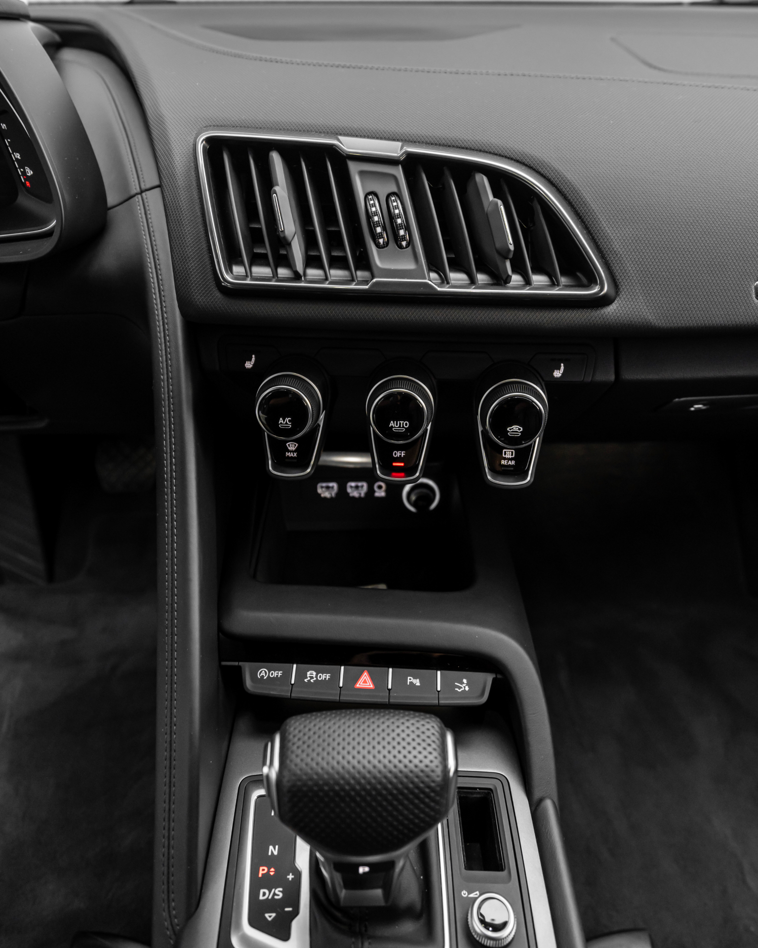 2023 Audi R8 Coupe V10 Performance RWD view 10