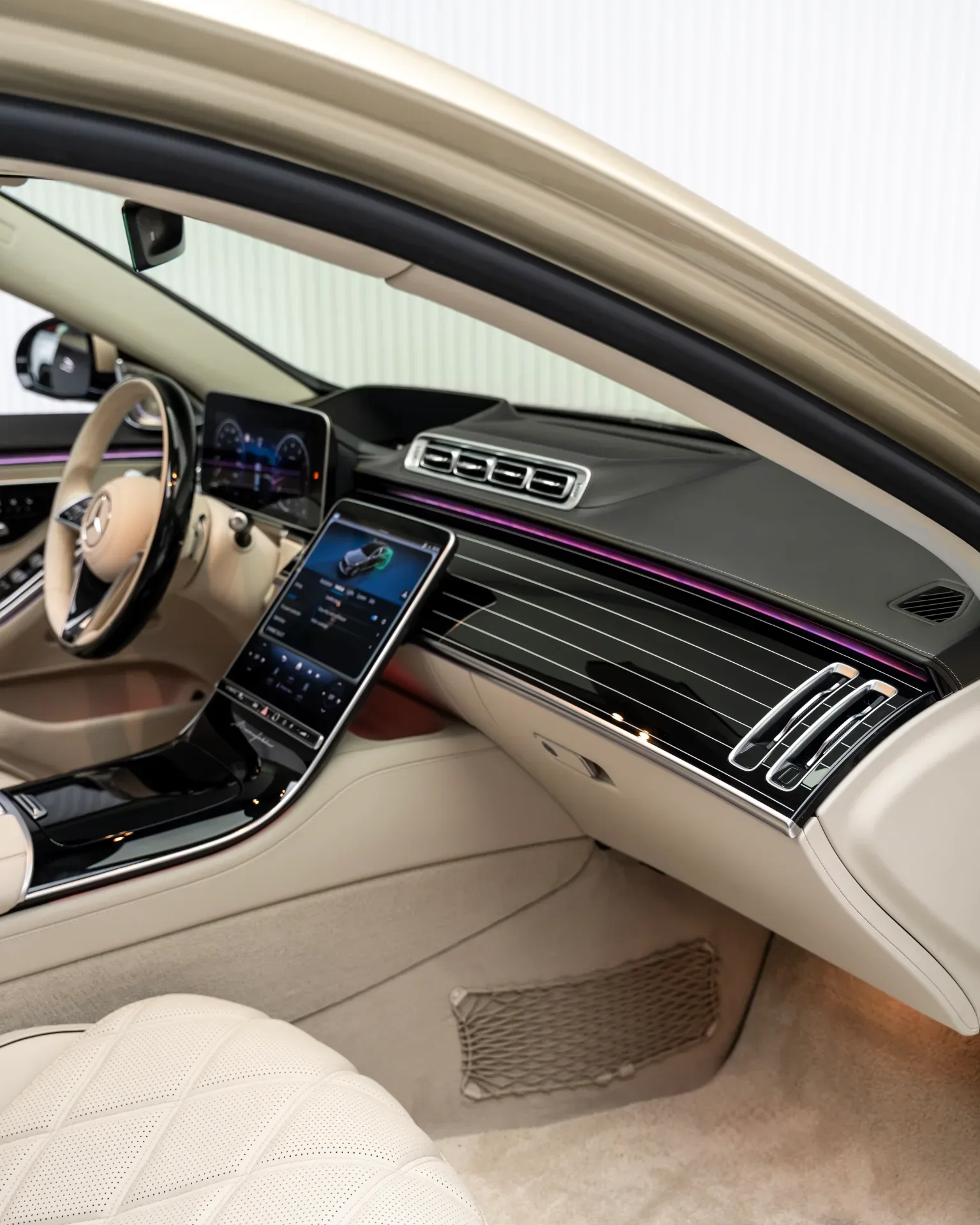 2024 Mercedes-Maybach S680 First Class for sale in Dubai — photo 8 of 23