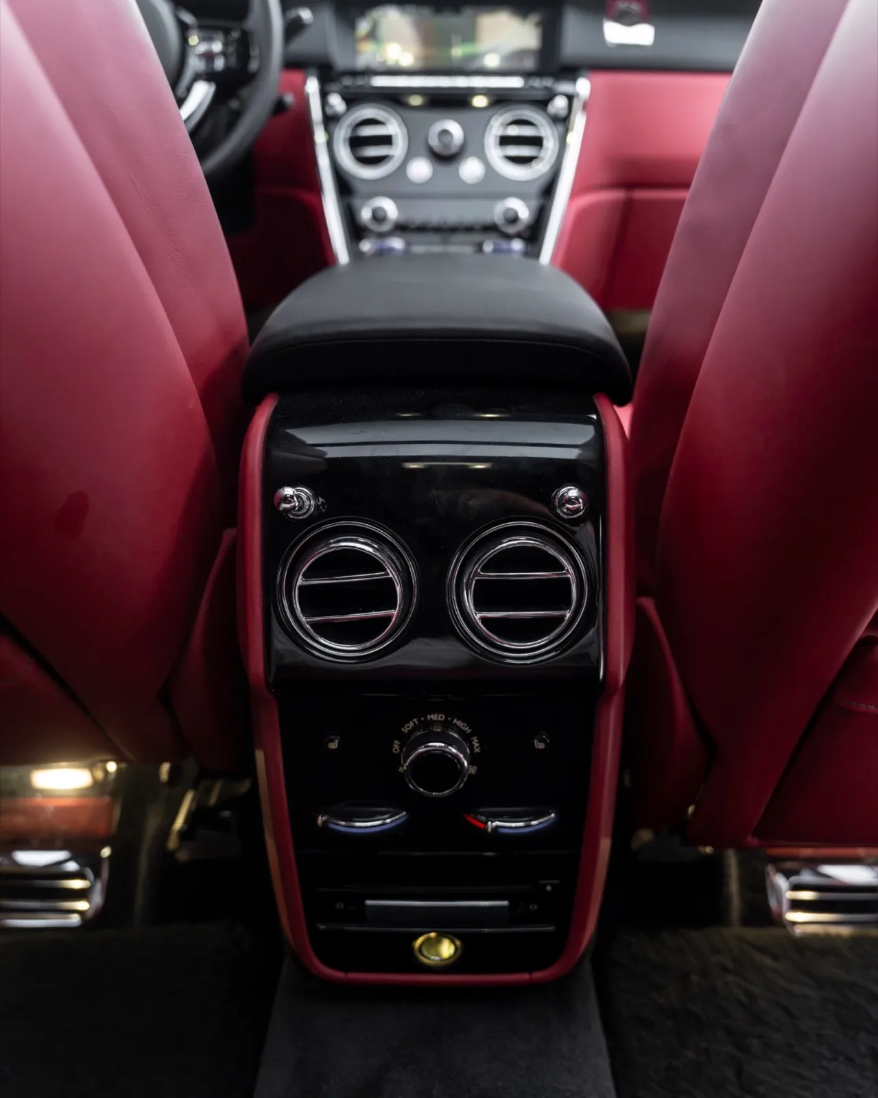 2019 Rolls-Royce Cullinan (2025 Facelift) for sale in Dubai — photo 15 of 20