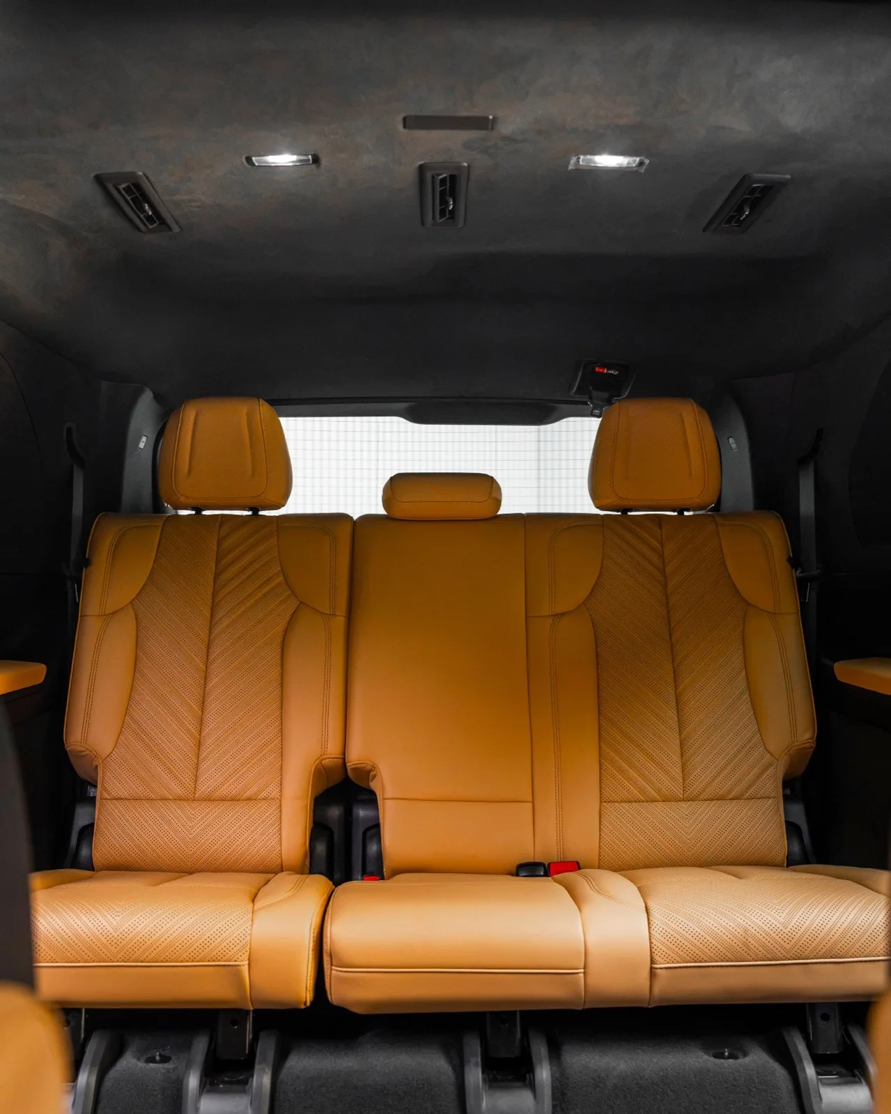 2026 Cadillac Escalade IQ 1000E Premium Luxury AWD for sale in Dubai — photo 13 of 22