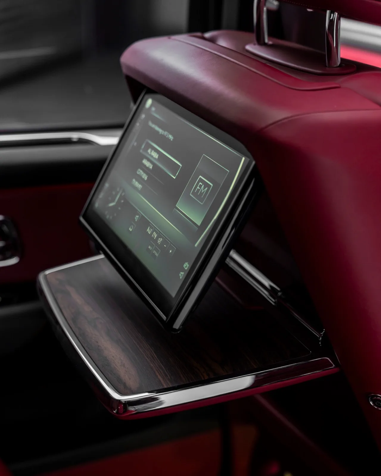 2019 Rolls-Royce Cullinan (2025 Facelift) for sale in Dubai — photo 14 of 20