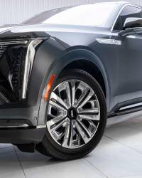 2026 Cadillac Escalade IQ 1000E Premium Luxury AWD for sale in Dubai — photo 20 of 22