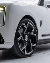 2019 Rolls-Royce Cullinan (2025 Facelift) for sale in Dubai — photo 4 of 20