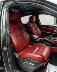 2021 Porsche Cayenne Coupe for sale in Dubai — photo 12 of 13