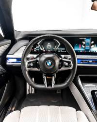2024 BMW 740i M Sport for sale in Dubai — photo 10 of 17