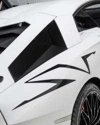 2017 Lamborghini Aventador LP 750-4 SV Coupé for sale in Dubai — photo 10 of 13